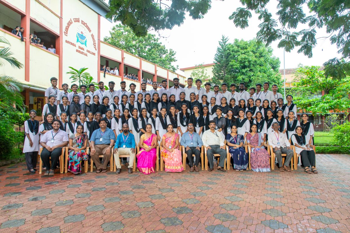 Group Photo of Final Year Students 2022-23